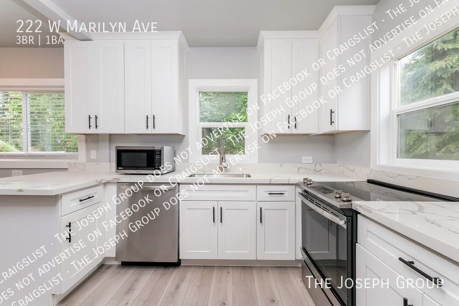 222 W Marilyn Ave - Photo 6 of 26