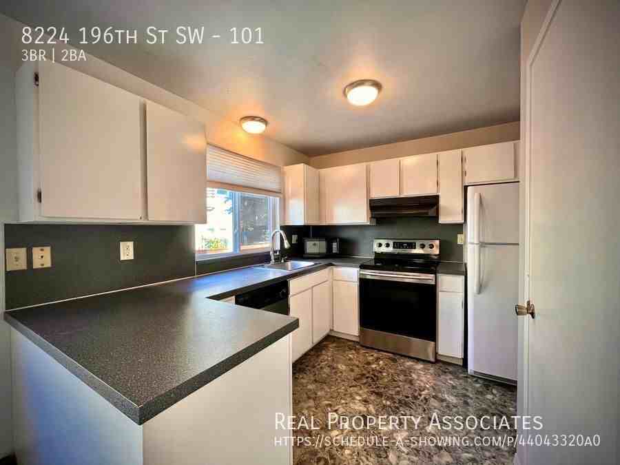 8224 196th St Sw #101 - Photo 3 of 25