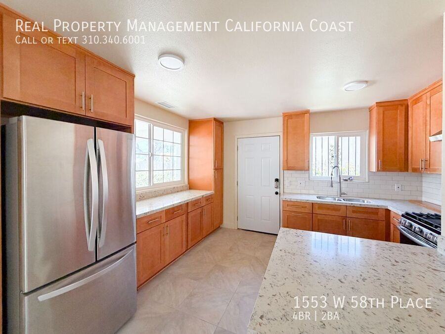 1553 W 58th Pl - Photo 4 of 8