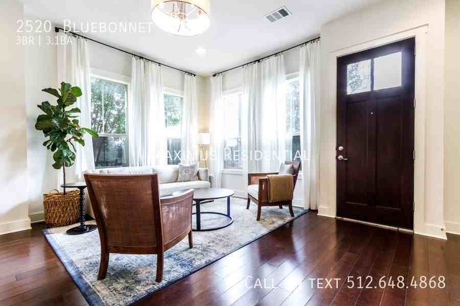 2520 Bluebonnet Ln #8 - Photo 4 of 24