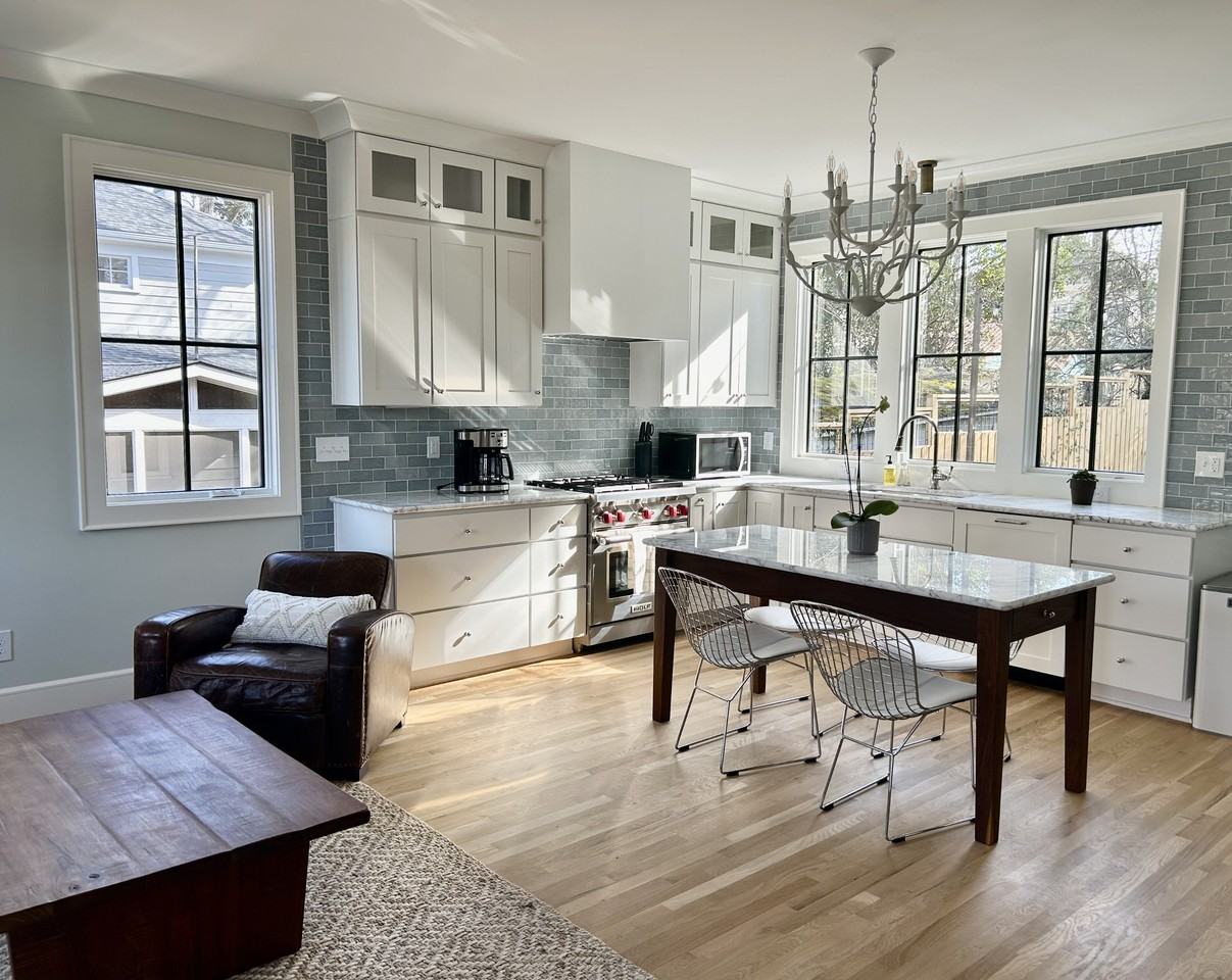 1709 F St #1 - Photo 5 of 26