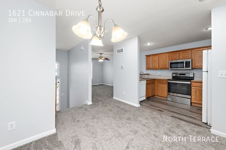 1621 Cinnabar Dr - Photo 6 of 27