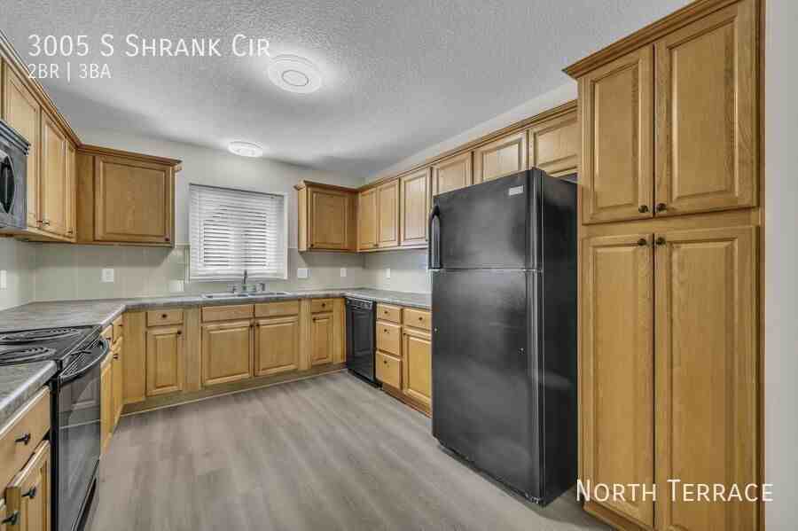 3005 S Shrank Rd - Photo 2 of 25