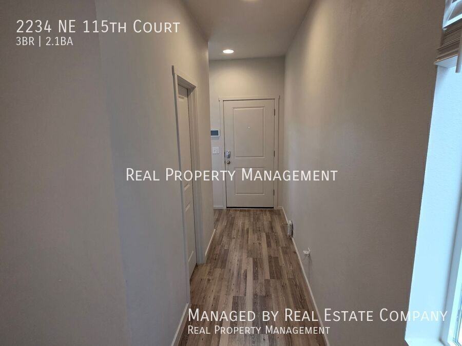 2234 Ne 115th Ct - Photo 3 of 27