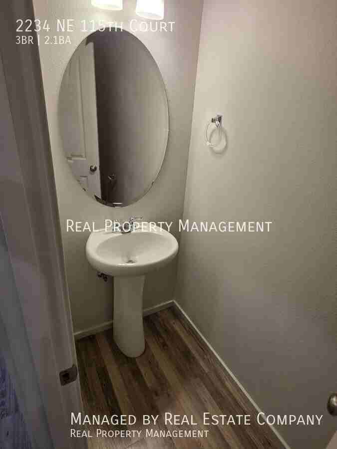 2234 Ne 115th Ct - Photo 4 of 27