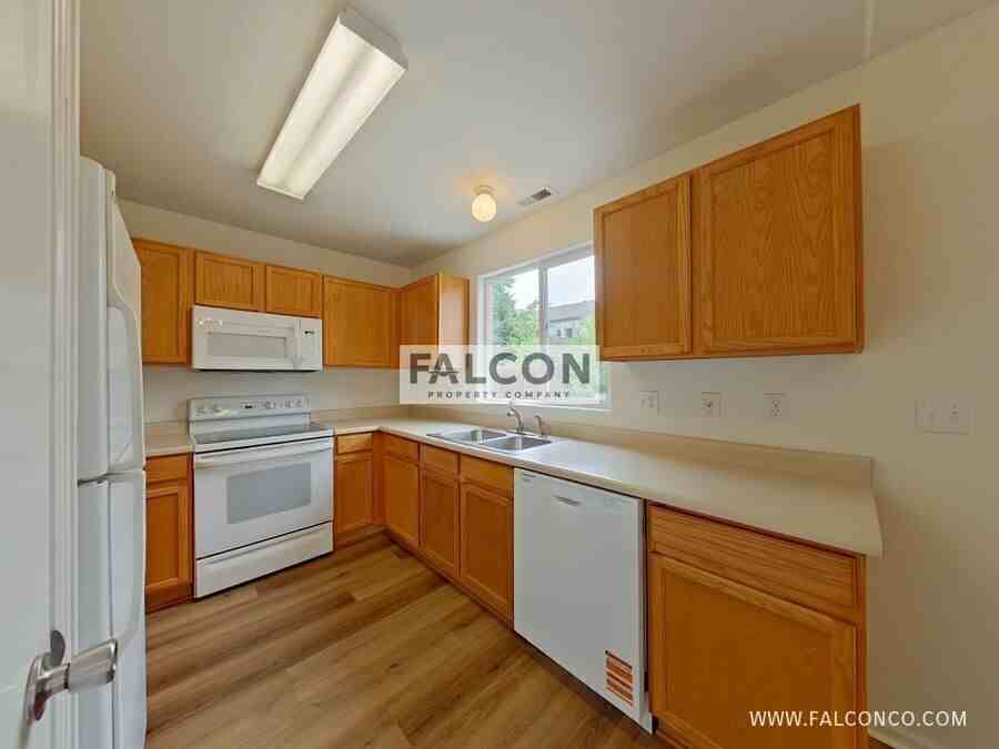6428 Hannah Rose Rd - Photo 5 of 13