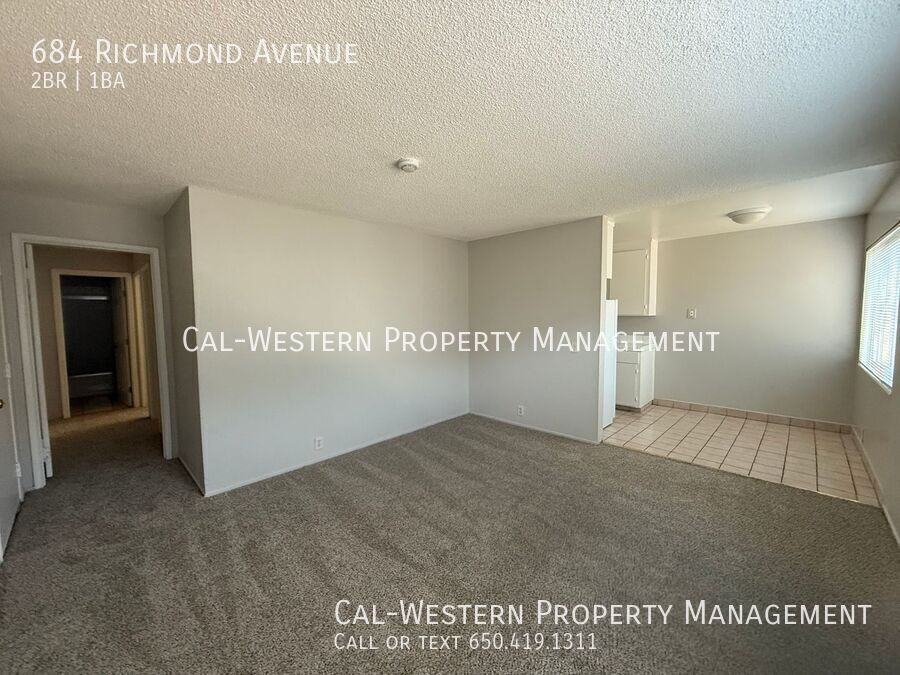 684 Richmond Ave - Photo 3 of 17