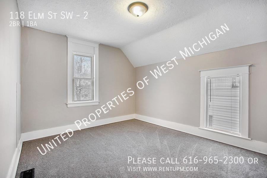 118 Elm St Sw #2 - Photo 4 of 17