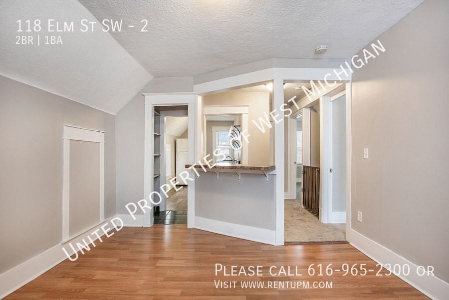 118 Elm St Sw #2 - Photo 6 of 17