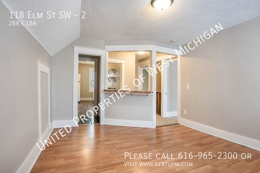 118 Elm St Sw #2 - Photo 7 of 17
