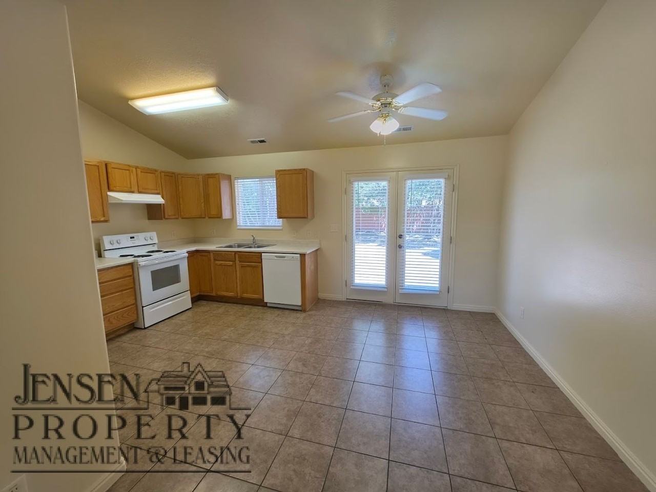 1849 S Halter Cir - Photo 5 of 24