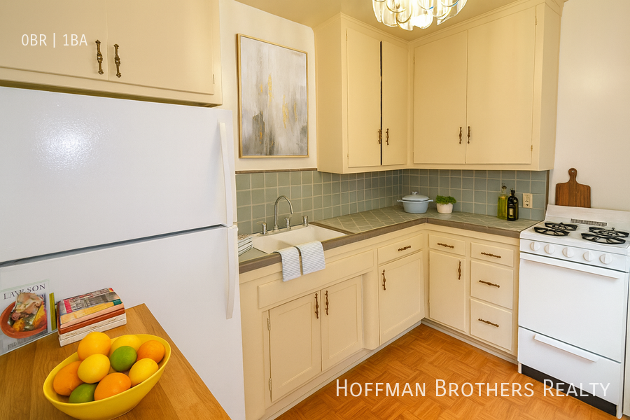 14617 Gilmore St #5 - Photo 2 of 7