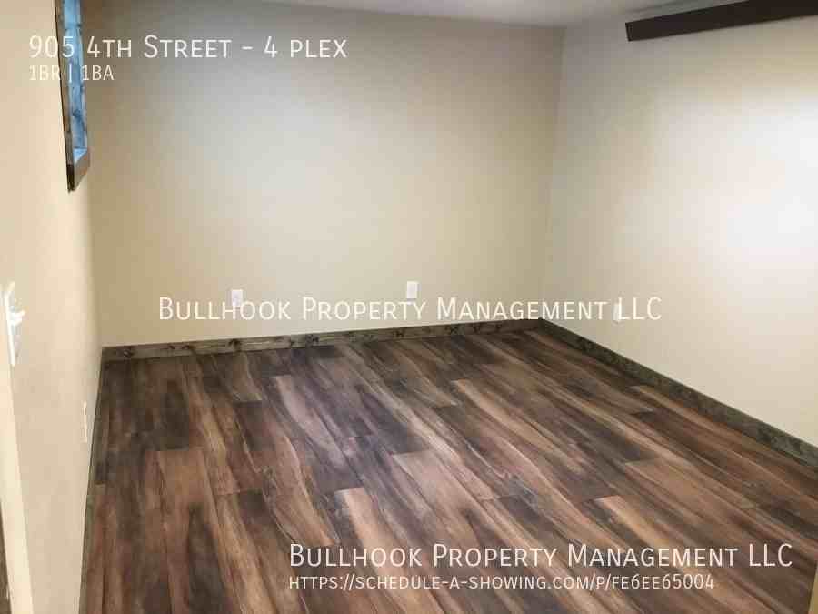 905 4th St #4PLEX - Photo 3 of 11