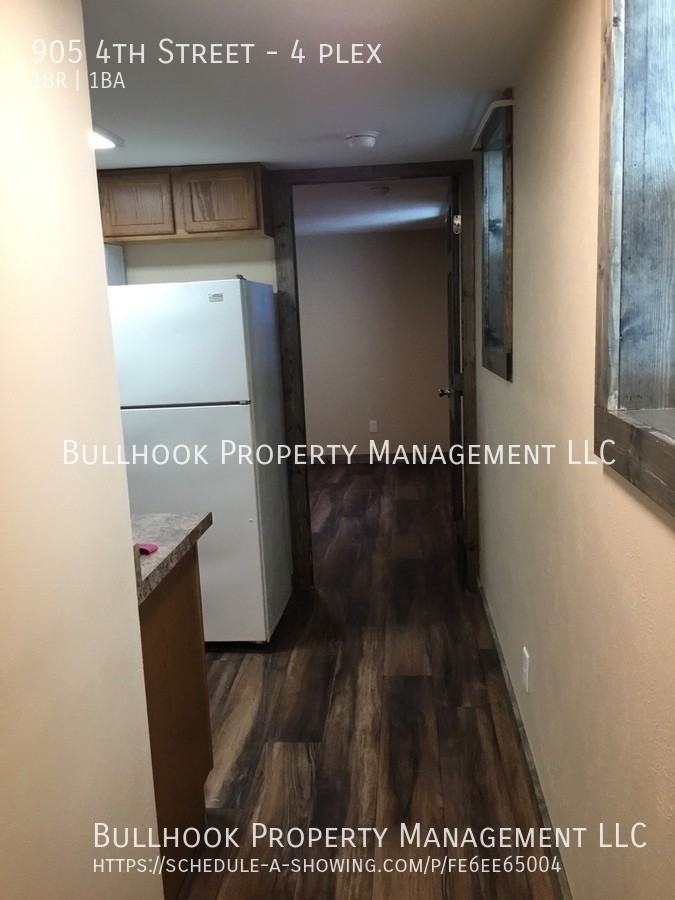 905 4th St #4PLEX - Photo 5 of 11