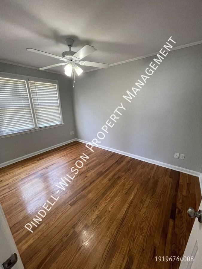 2224 Bernard St - Photo 5 of 6