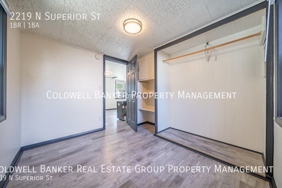 2219 N Superior St - Photo 6 of 15
