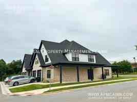 featured image of 1009 Easton Ct