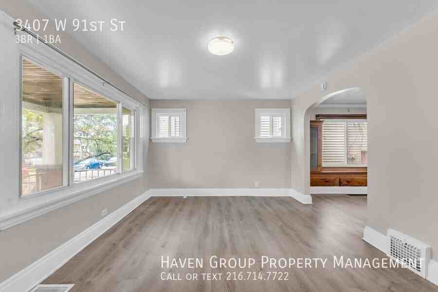 3407 W 91st St - Photo 6 of 25