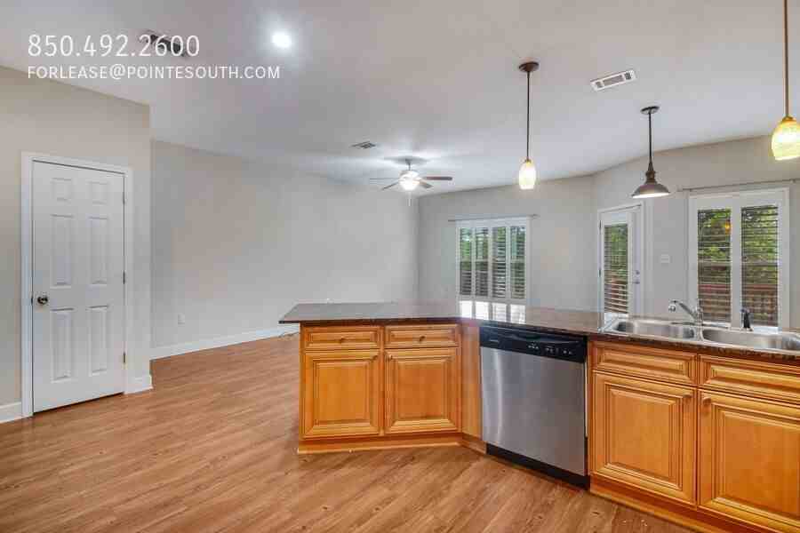 408 Arbor Lake Dr - Photo 6 of 20