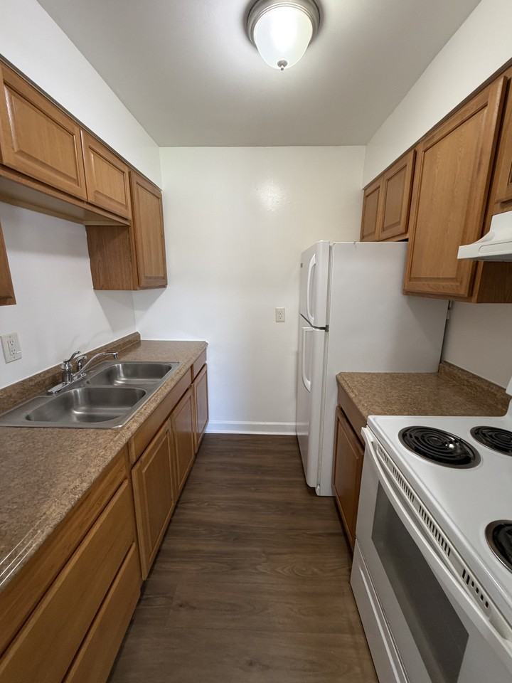 146A Water St Apt 2a #2A - Photo 4 of 6
