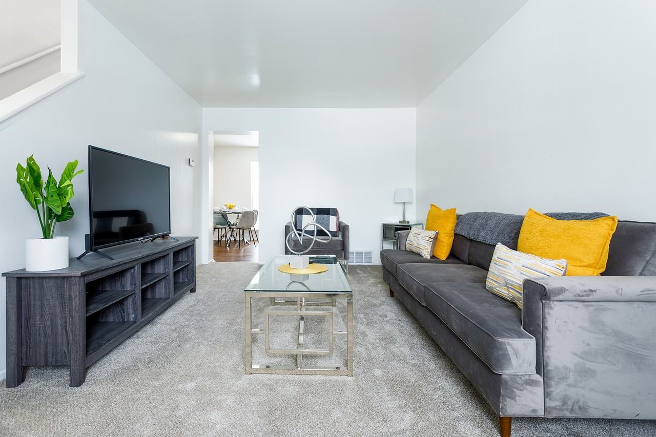 Arbor One Apartments - Photo 5 of 18