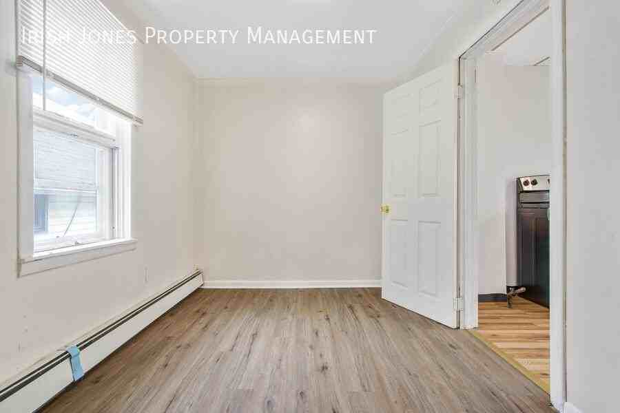 160 Courtland Ave #2 - Photo 6 of 16