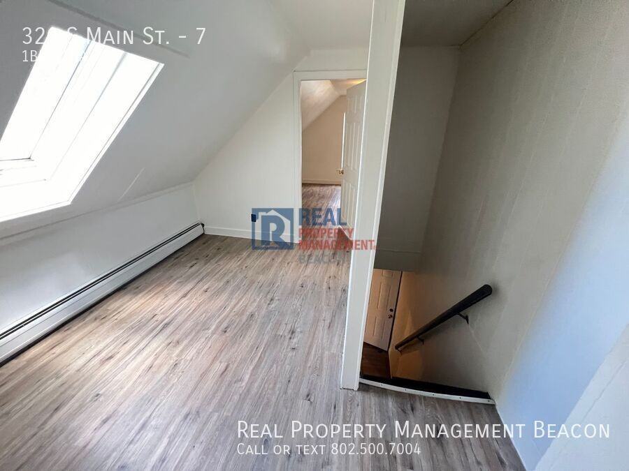 320 S Main St #7 - Photo 3 of 10