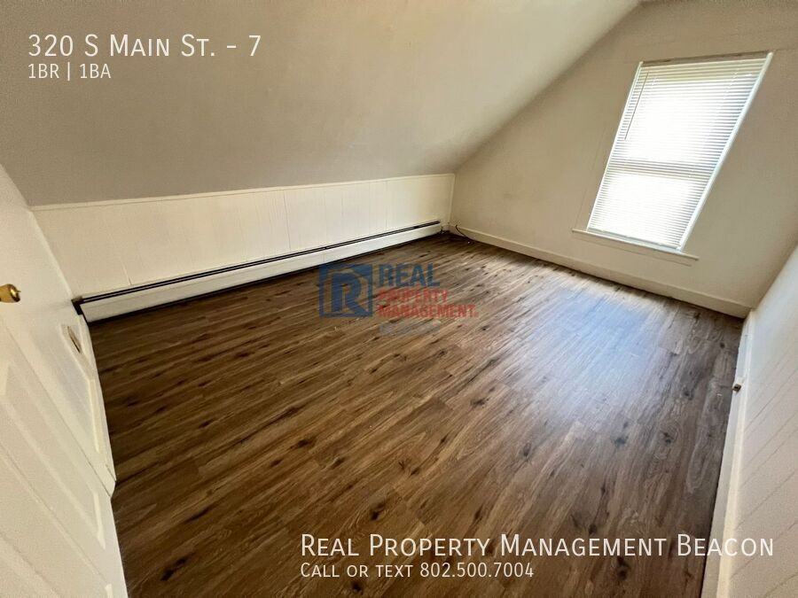 320 S Main St #7 - Photo 5 of 10
