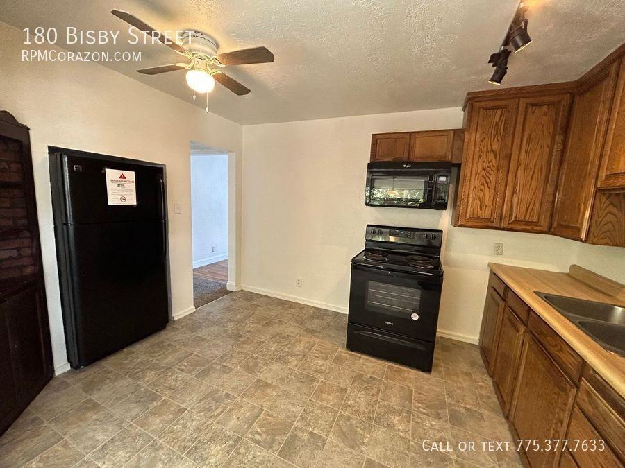 180 Bisby St - Photo 4 of 21
