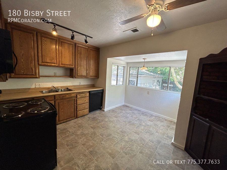 180 Bisby St - Photo 5 of 21