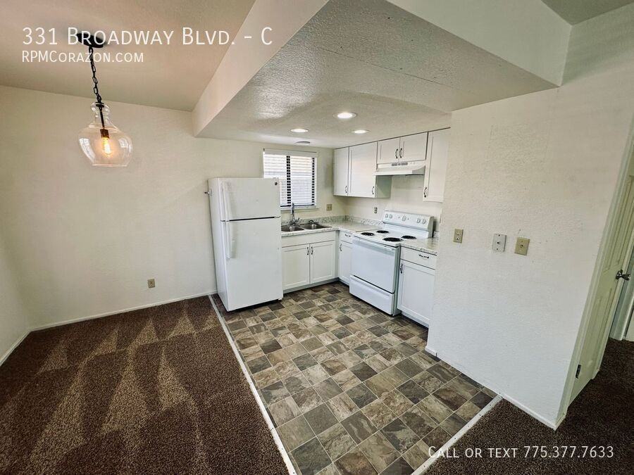 331 Broadway Blvd #C - Photo 4 of 8