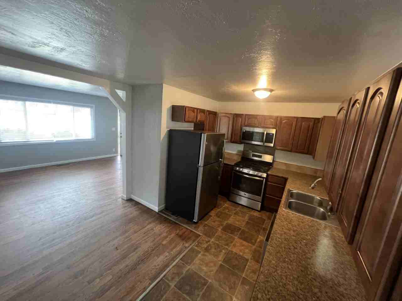 2310 W 25th Street Rd #1 - Photo 3 of 22