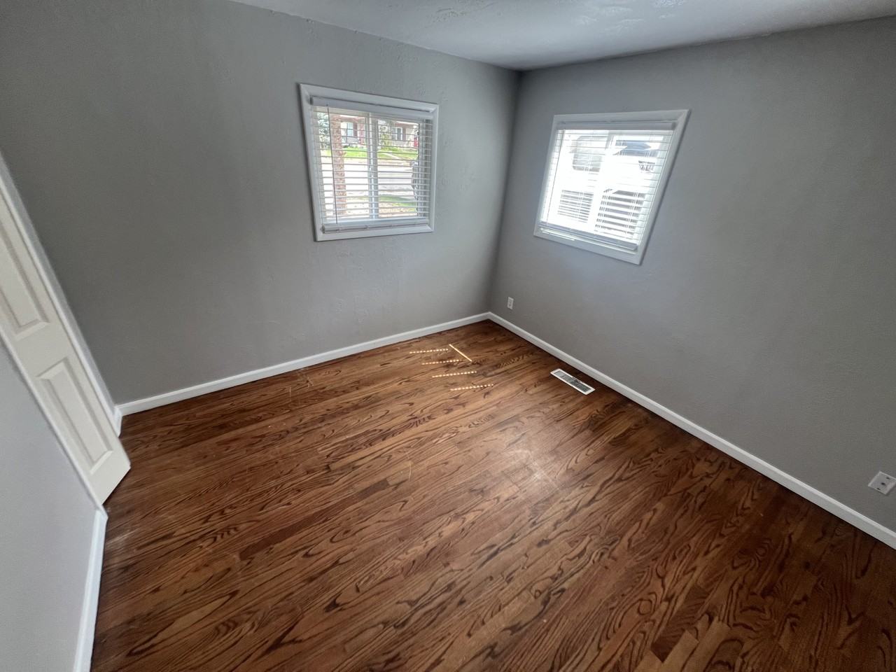 2310 W 25th Street Rd #1 - Photo 7 of 22