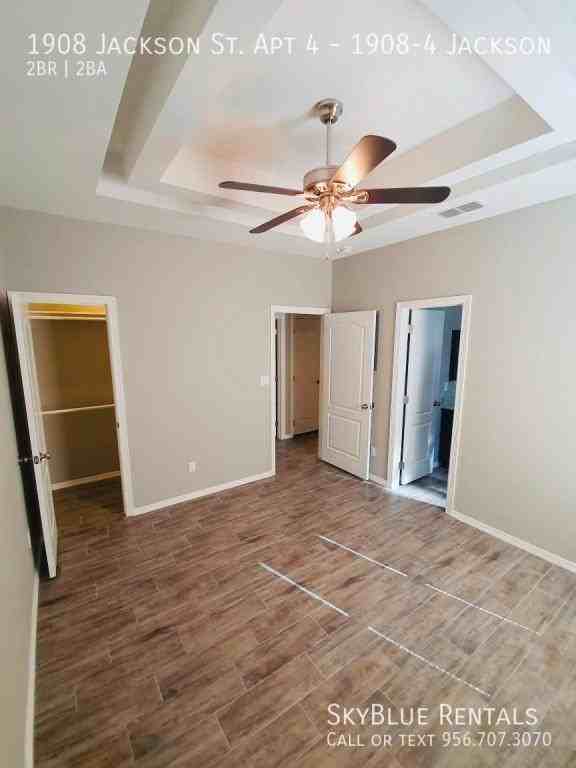 1908 Jackson St Apt 4 - Photo 5 of 13