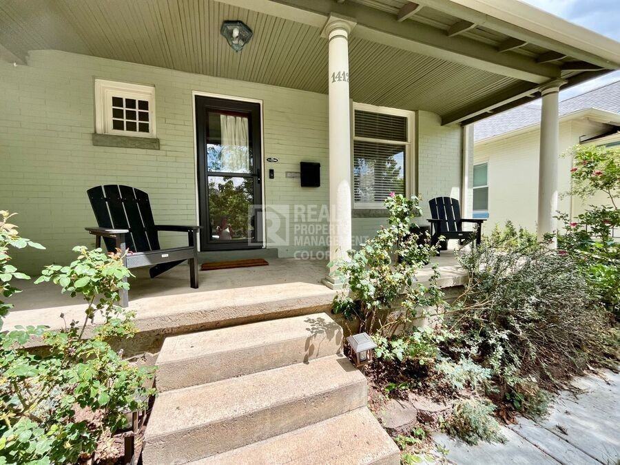 1412 S Grant St - Photo 2 of 18