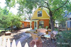 featured image of 1722 Grove St
