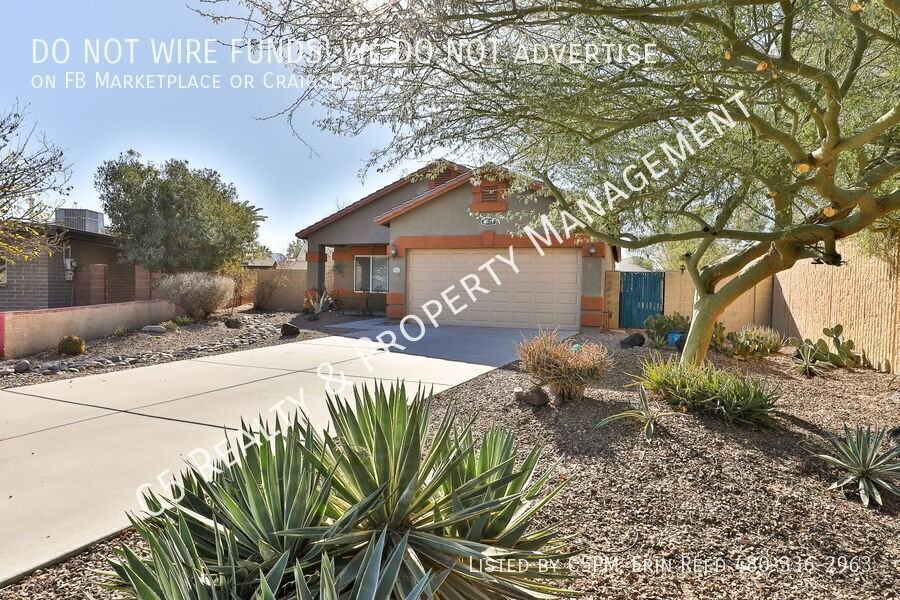 3335 E Yucca St - Photo 3 of 27