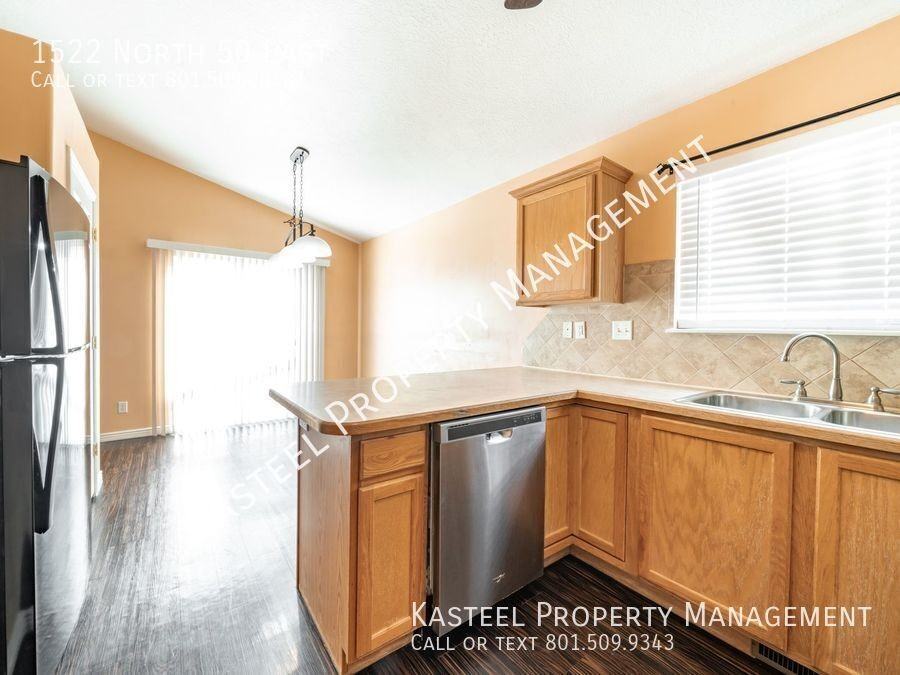 1522 N 50 E - Photo 5 of 22
