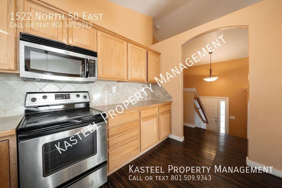 1522 N 50 E - Photo 6 of 22