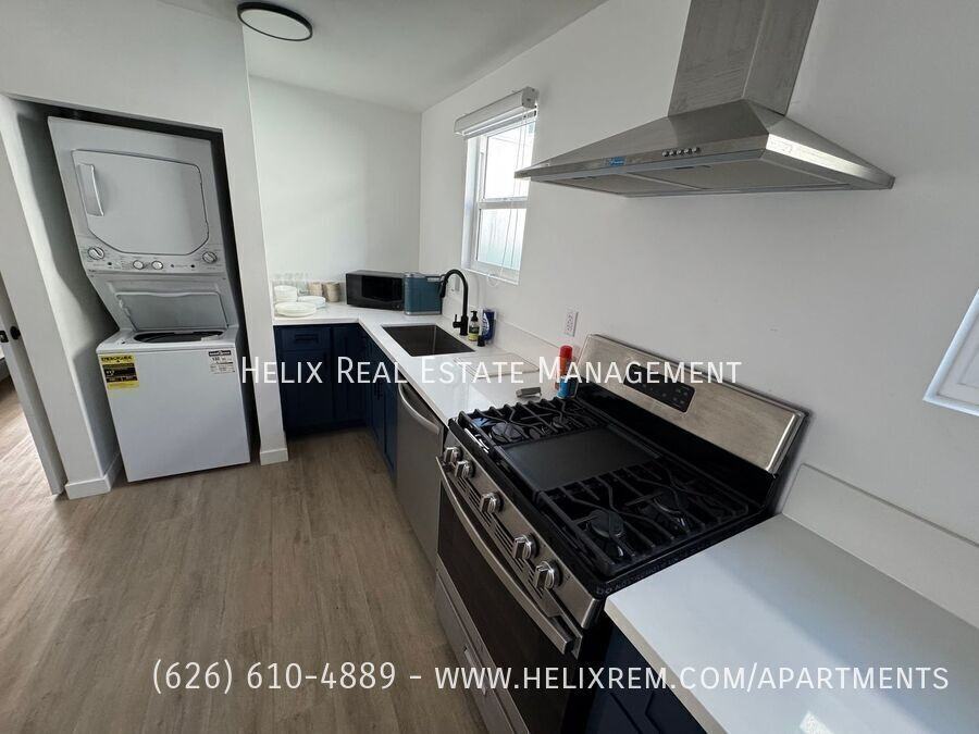 1716 N Sierra Bonita Ave - Photo 5 of 19