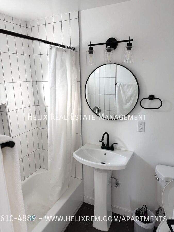 1716 N Sierra Bonita Ave - Photo 6 of 19