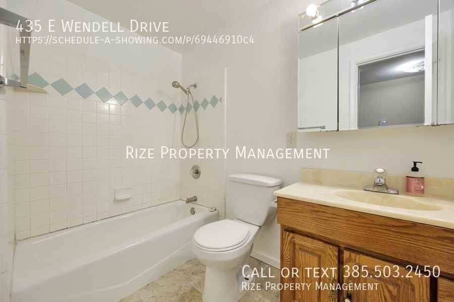 435 E Wendell Dr - Photo 6 of 17