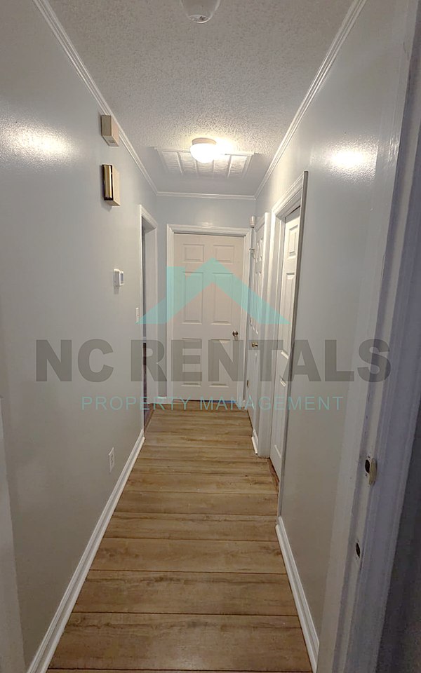 436 Barbara Jane Ave - Photo 5 of 24