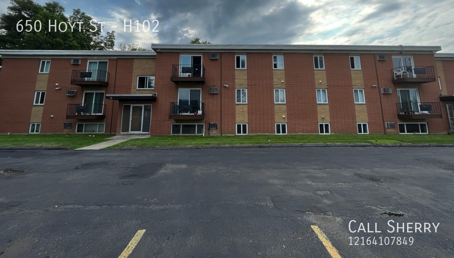650 Hoyt St #H309 - Photo 3 of 22