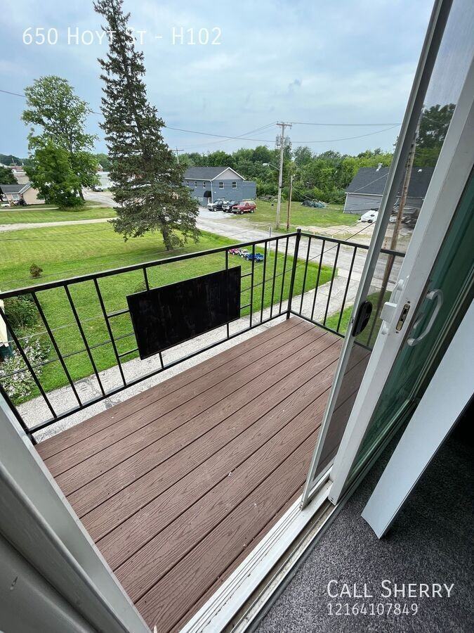 650 Hoyt St #H309 - Photo 4 of 22