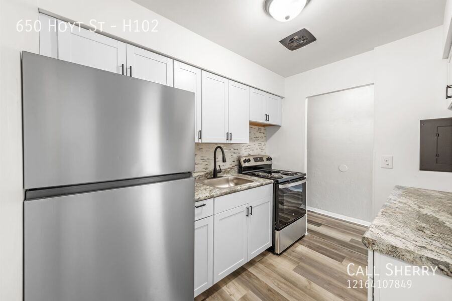 650 Hoyt St #H309 - Photo 5 of 22