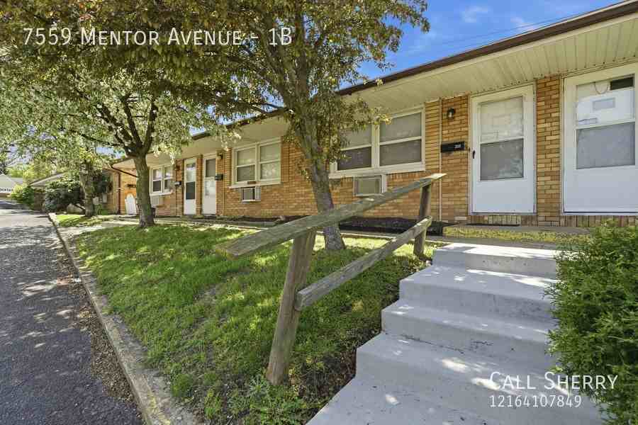 7559 Mentor Ave #1B - Photo 5 of 27