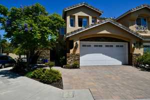 featured image of 4697 Da Vinci St #1
