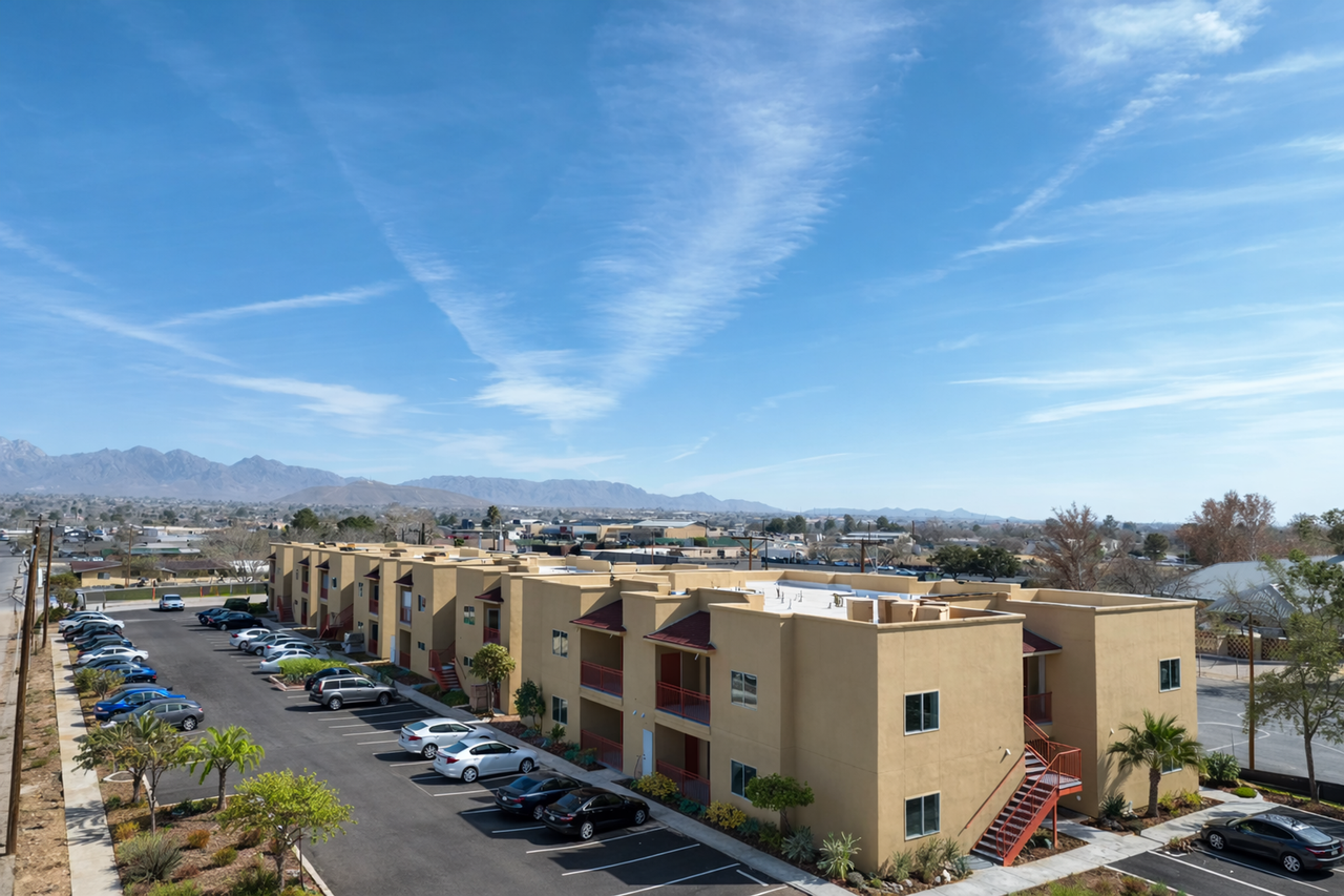 Montana Apartments - Photo 2 of 15