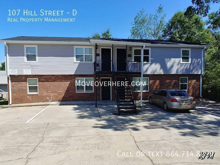 107 Hill St #D - Photo 2 of 11